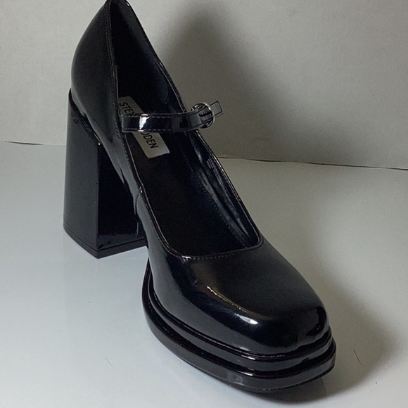 Steve Madden Olivvia Mary Jane Pump/ Black - Picture 1 of 9